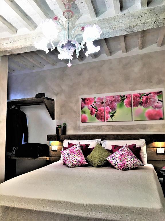 24H Suite Lucca Exteriér fotografie