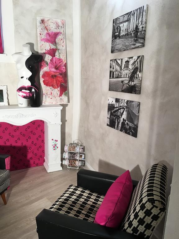 24H Suite Lucca Exteriér fotografie